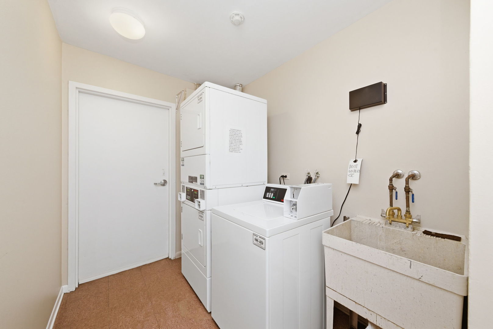 2630 Mitchell Drive #4, Woodridge, IL 60517