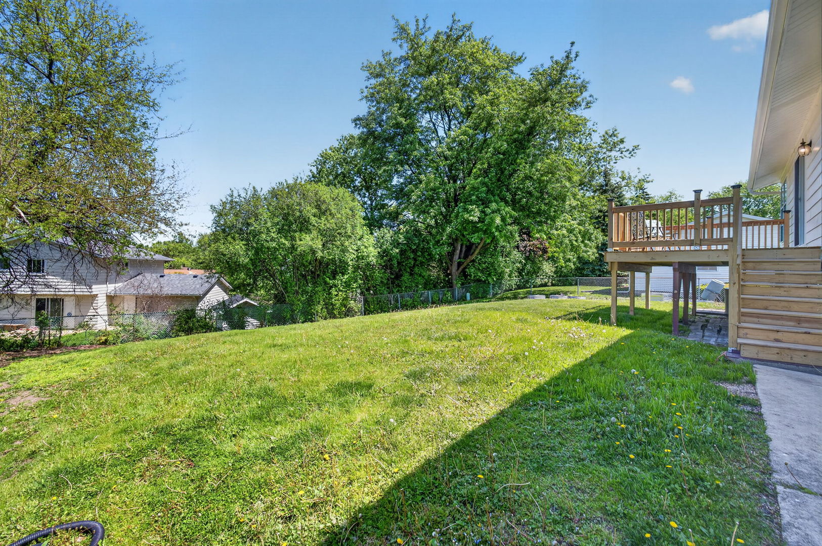 418 Charlestown Drive, Bolingbrook, IL 60440