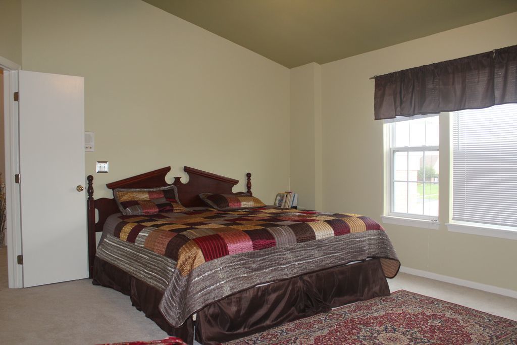 1101 Andover Drive, Mundelein, IL 60060