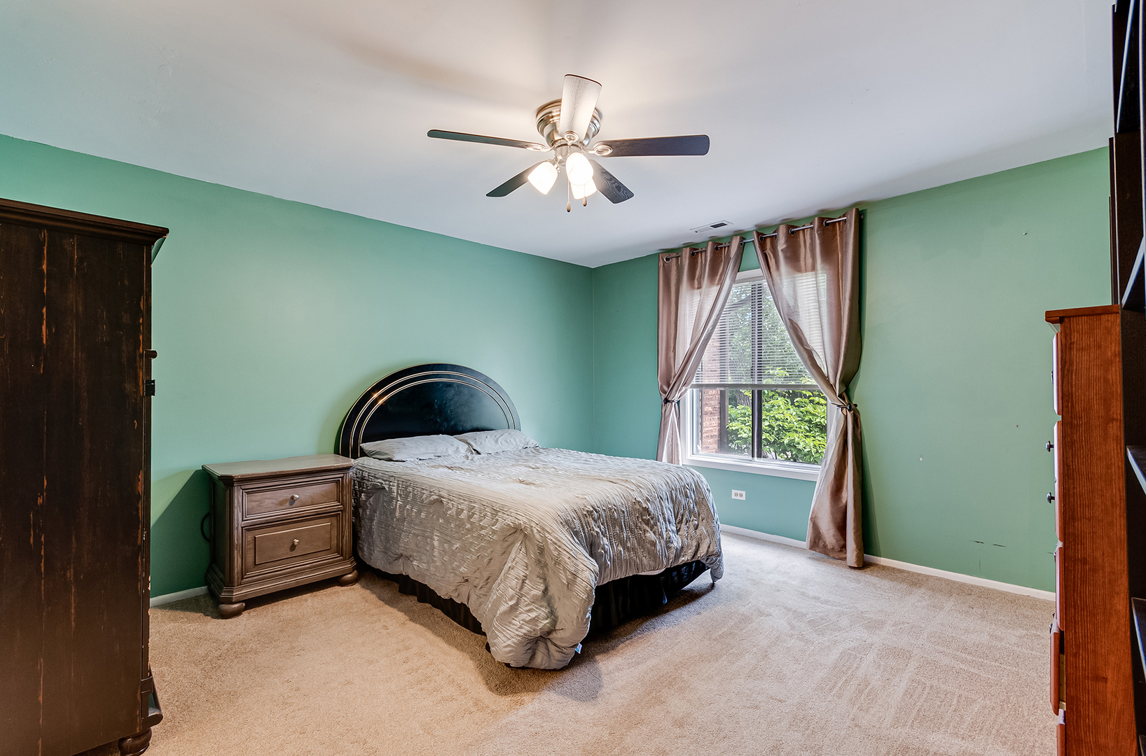 11240 Sycamore Lane #60D, Palos Hills, IL 60465