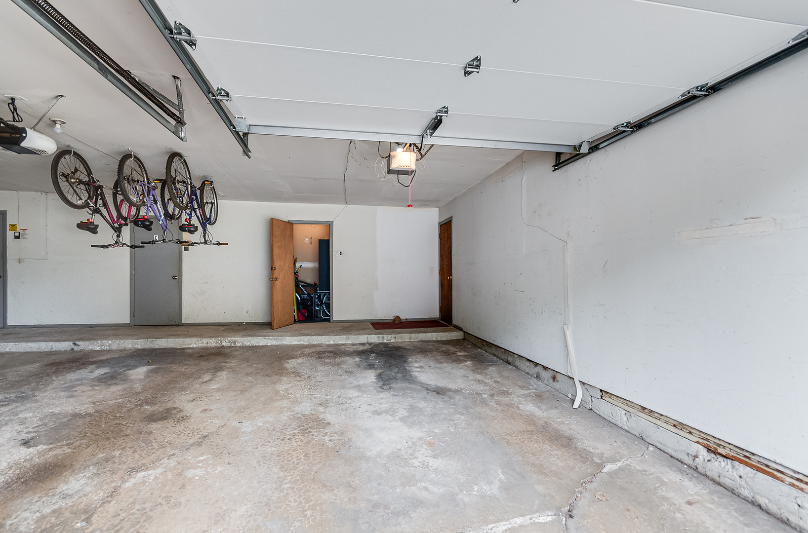 11240 Sycamore Lane #60D, Palos Hills, IL 60465
