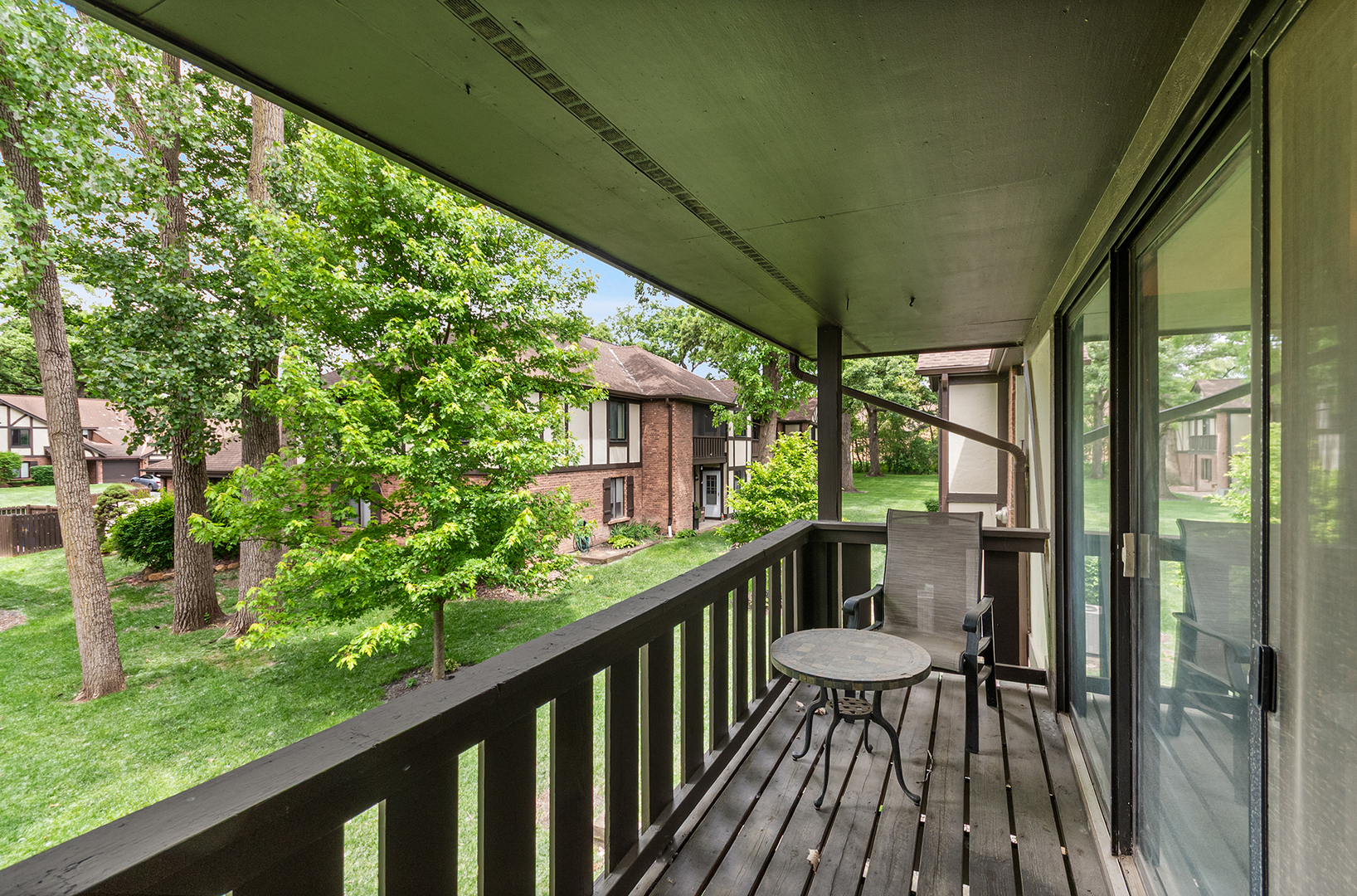 11240 Sycamore Lane #60D, Palos Hills, IL 60465