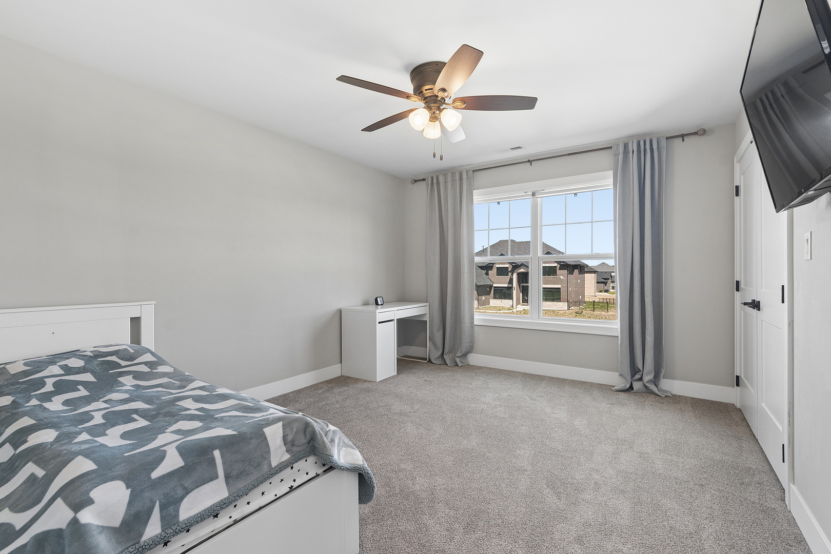 23082 Mayfield Drive, Frankfort, IL 60423