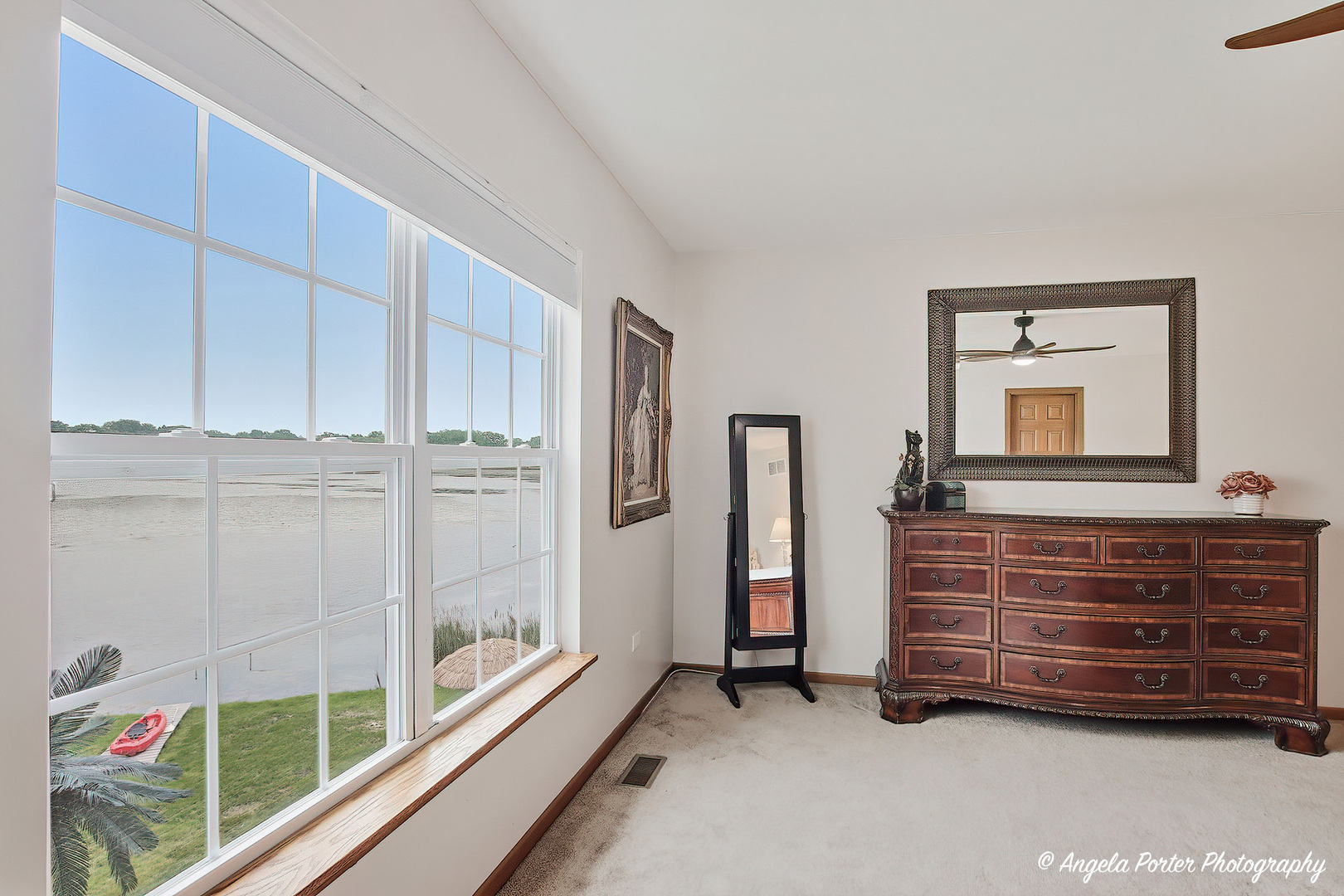 34987 N Gogol Avenue, Ingleside, IL 60041