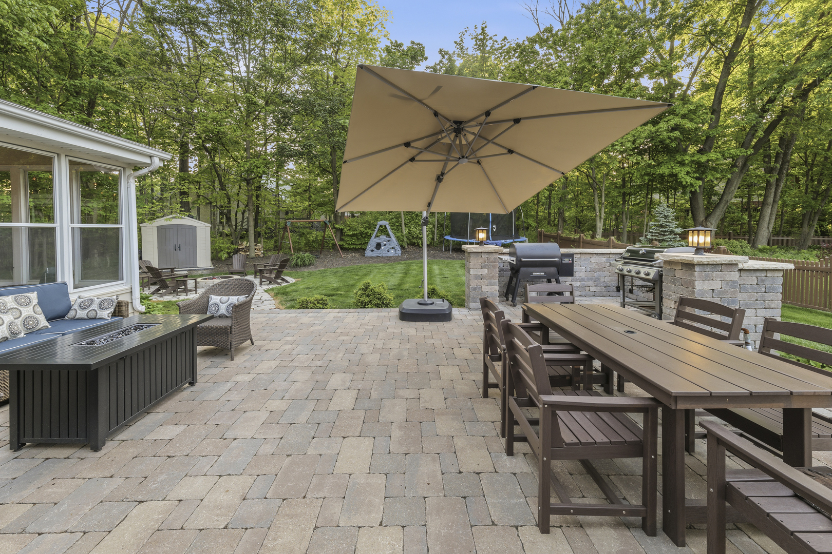 756 OAKWOOD Drive, Frankfort, IL 60423