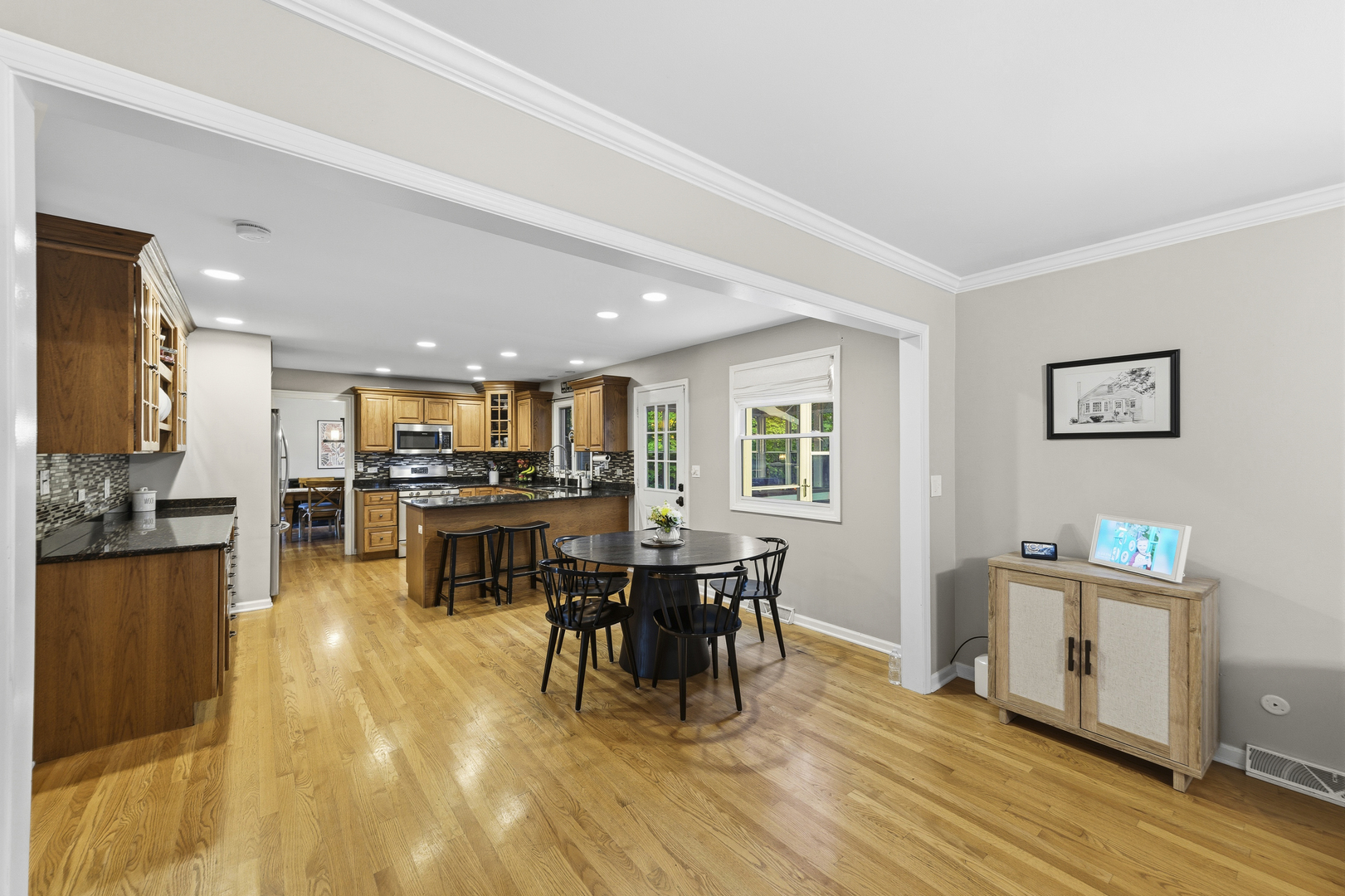 756 OAKWOOD Drive, Frankfort, IL 60423