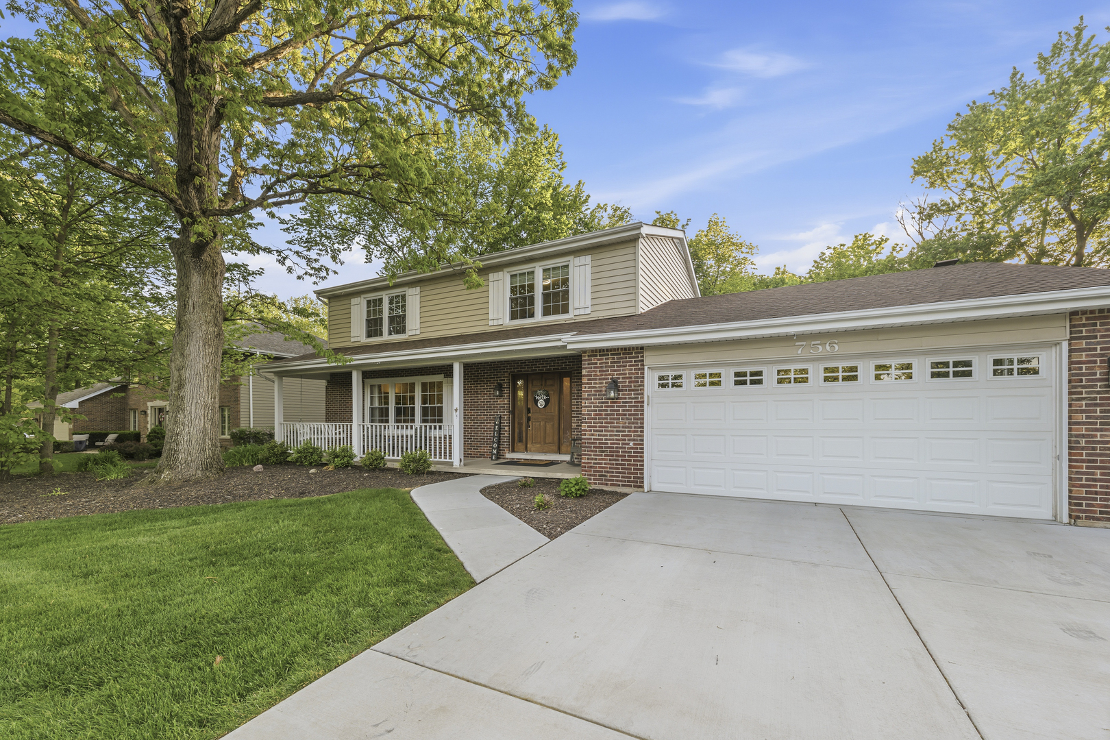 756 OAKWOOD Drive, Frankfort, IL 60423