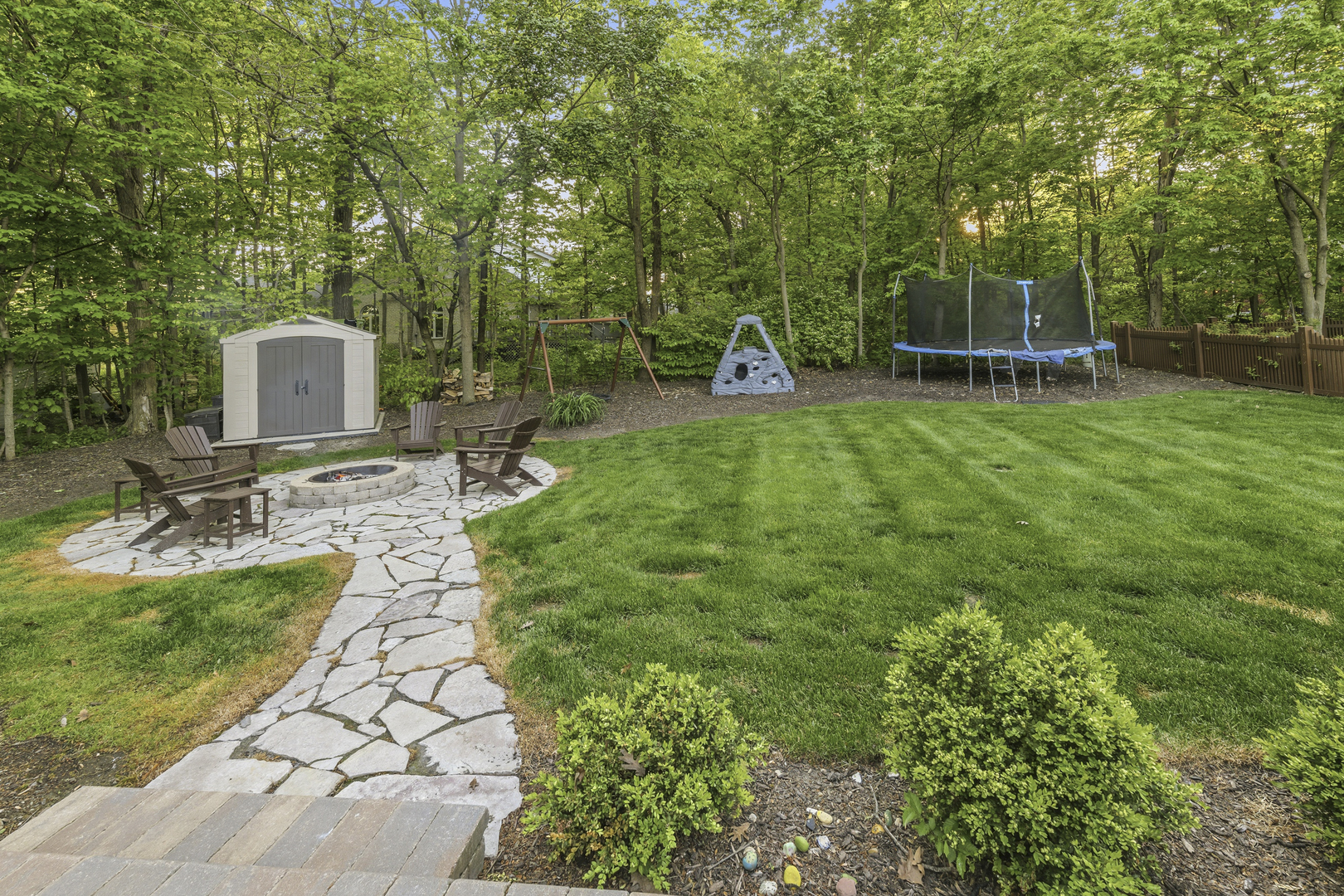 756 OAKWOOD Drive, Frankfort, IL 60423