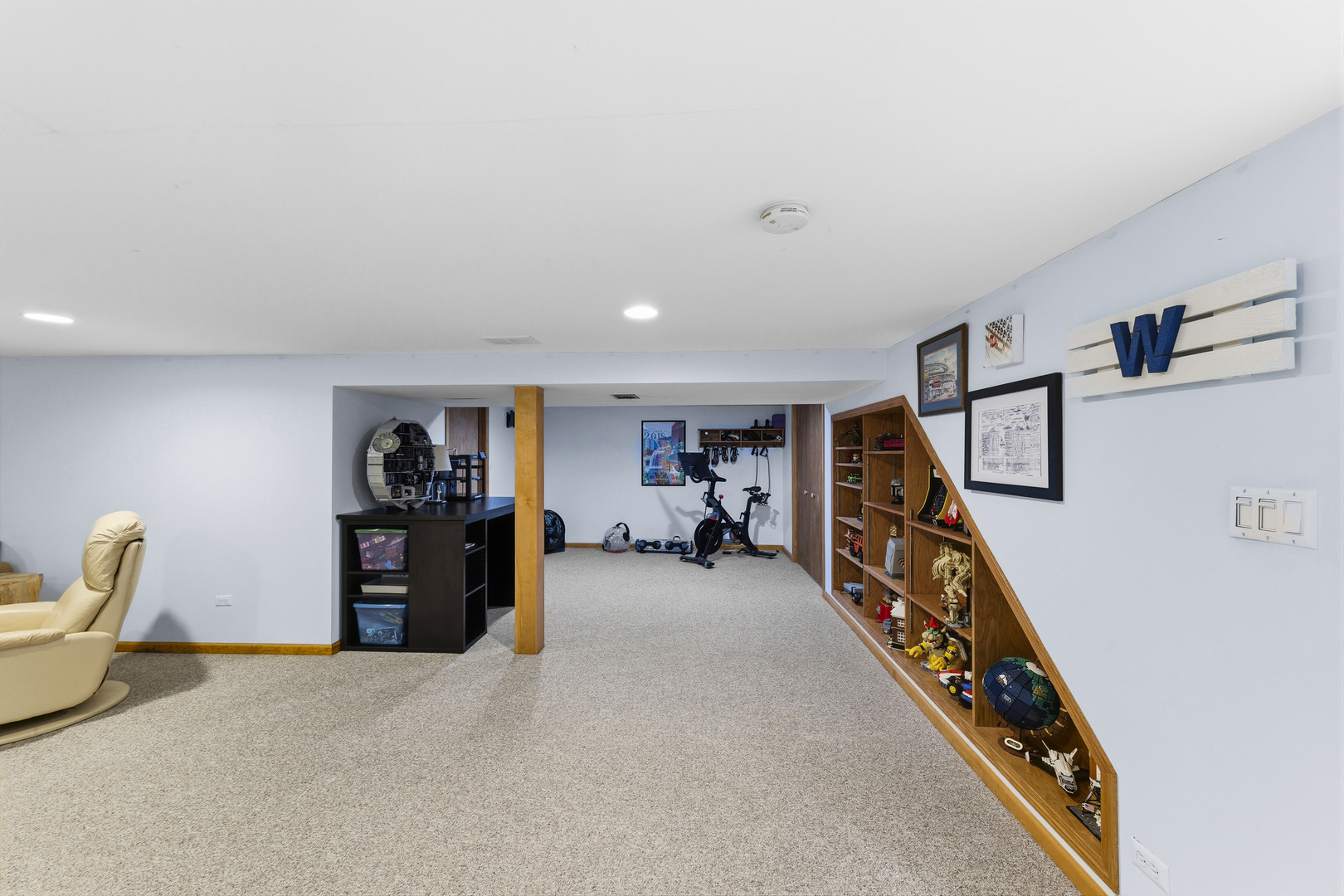 756 OAKWOOD Drive, Frankfort, IL 60423
