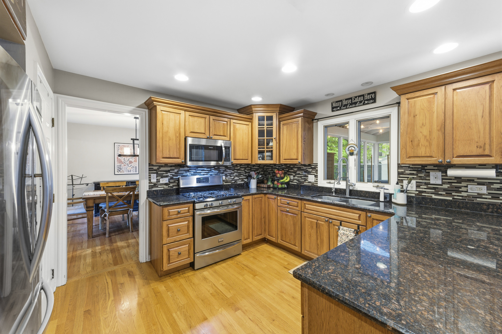 756 OAKWOOD Drive, Frankfort, IL 60423