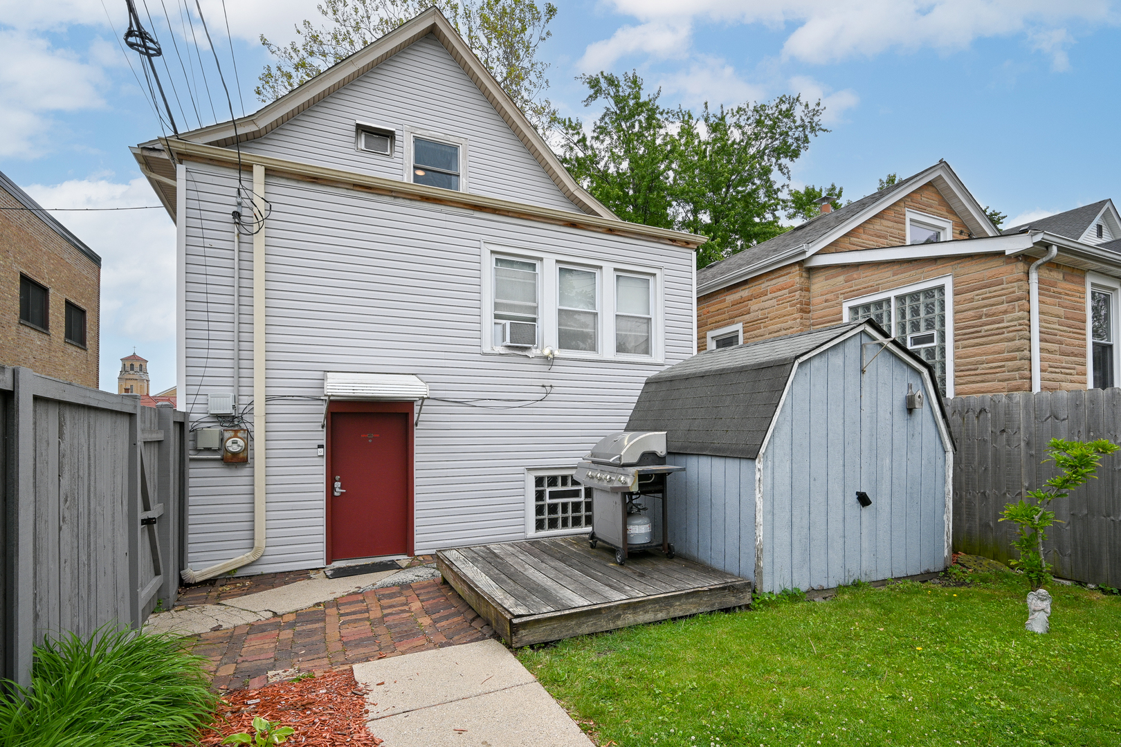 813 Circle Avenue, Forest Park, IL 60130