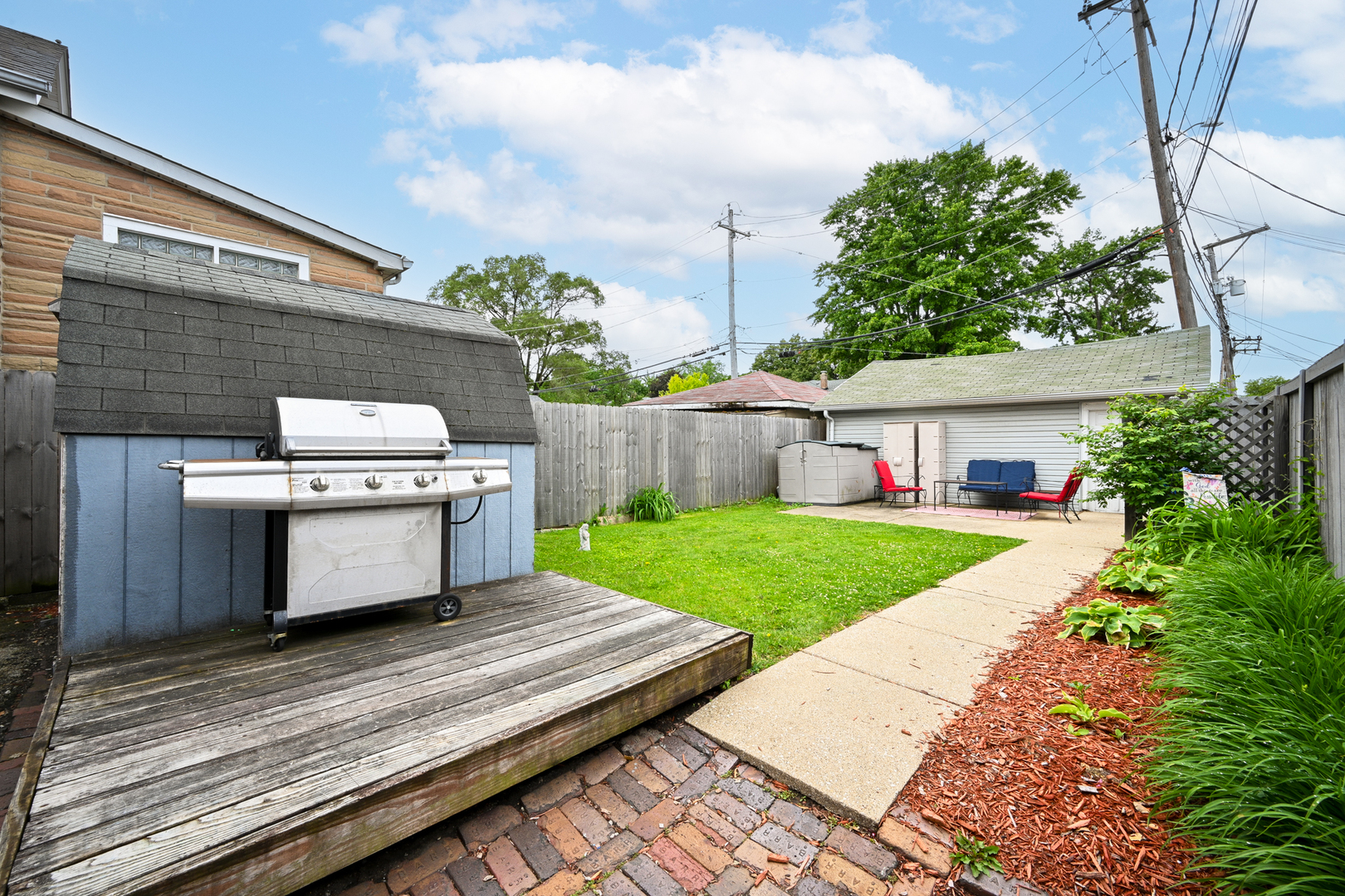 813 Circle Avenue, Forest Park, IL 60130