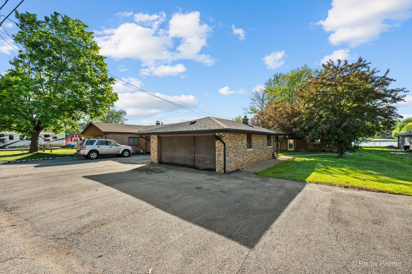 1423 N River Road, McHenry, IL 60051