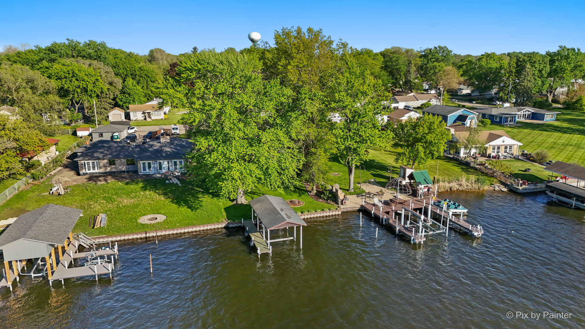 1423 N River Road, McHenry, IL 60051