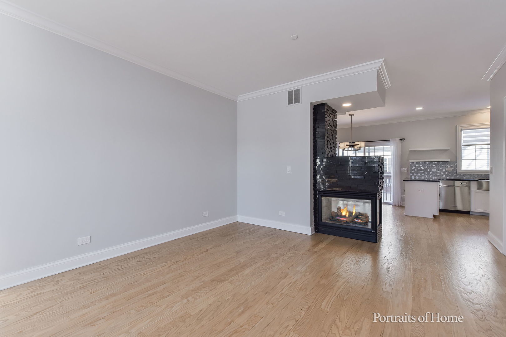 850 Shandrew Drive, Naperville, IL 60540