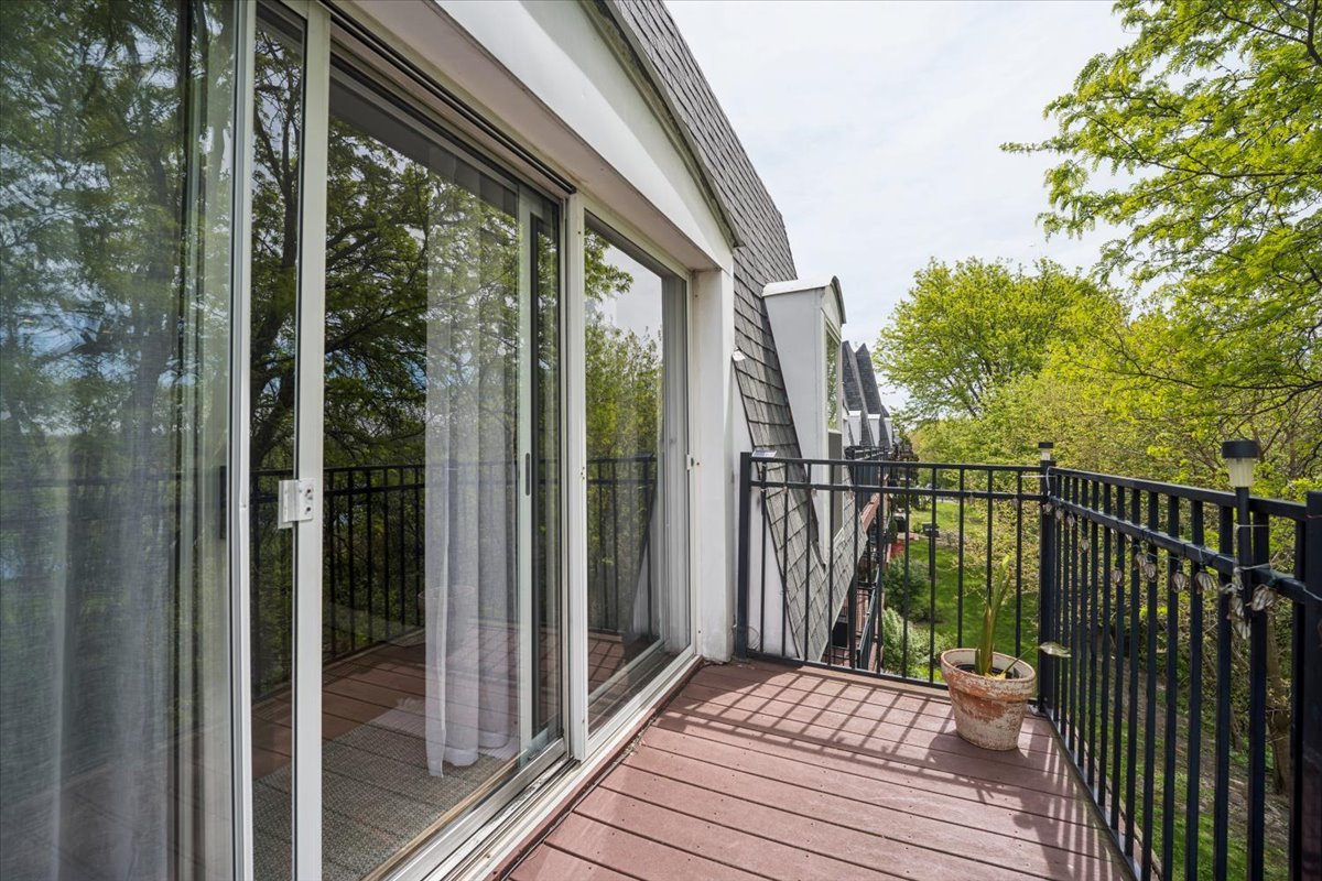 5400 Carriageway Drive #315, Rolling Meadows, IL 60008