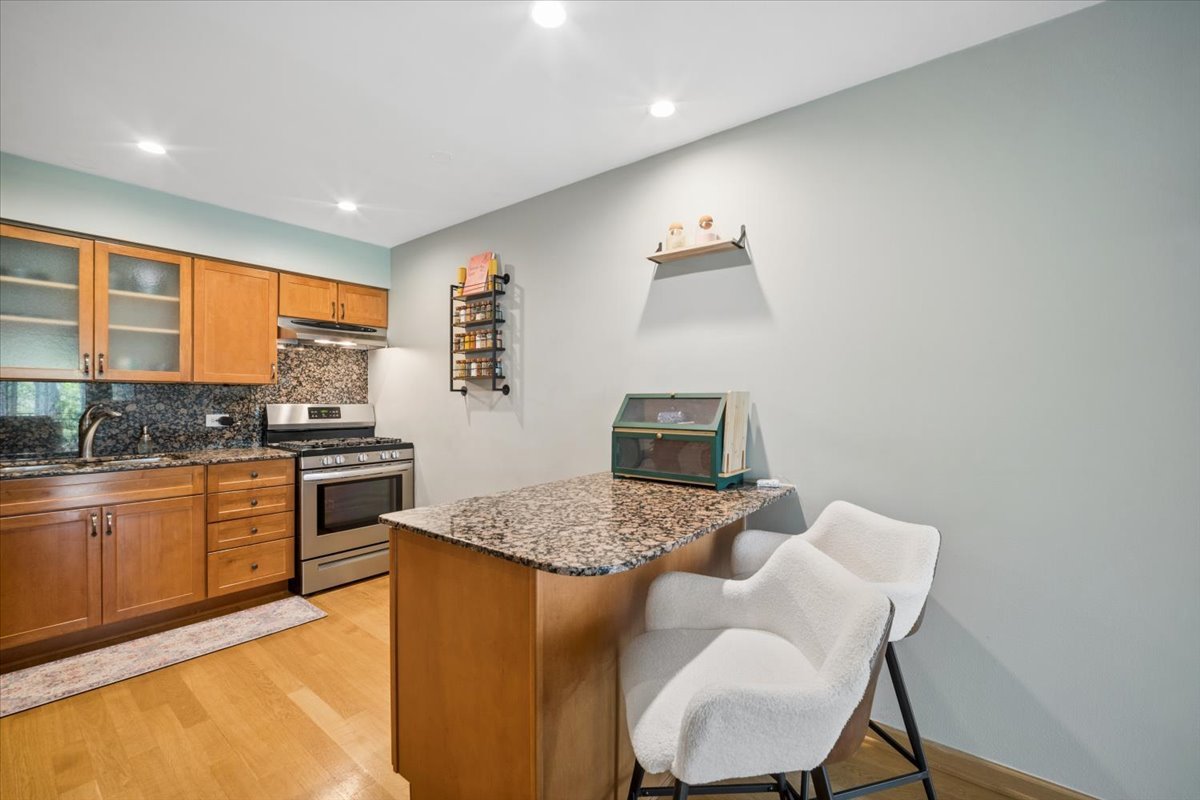 5400 Carriageway Drive #315, Rolling Meadows, IL 60008