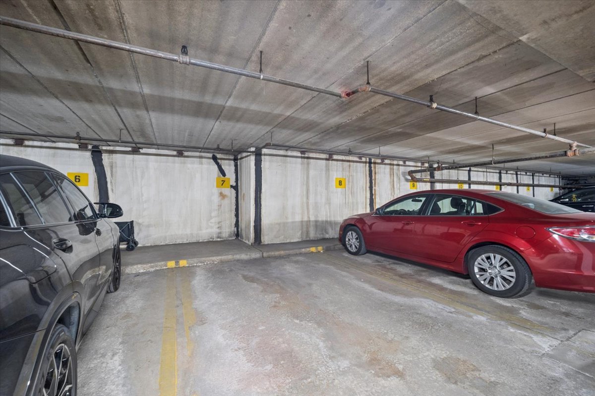 5400 Carriageway Drive #315, Rolling Meadows, IL 60008
