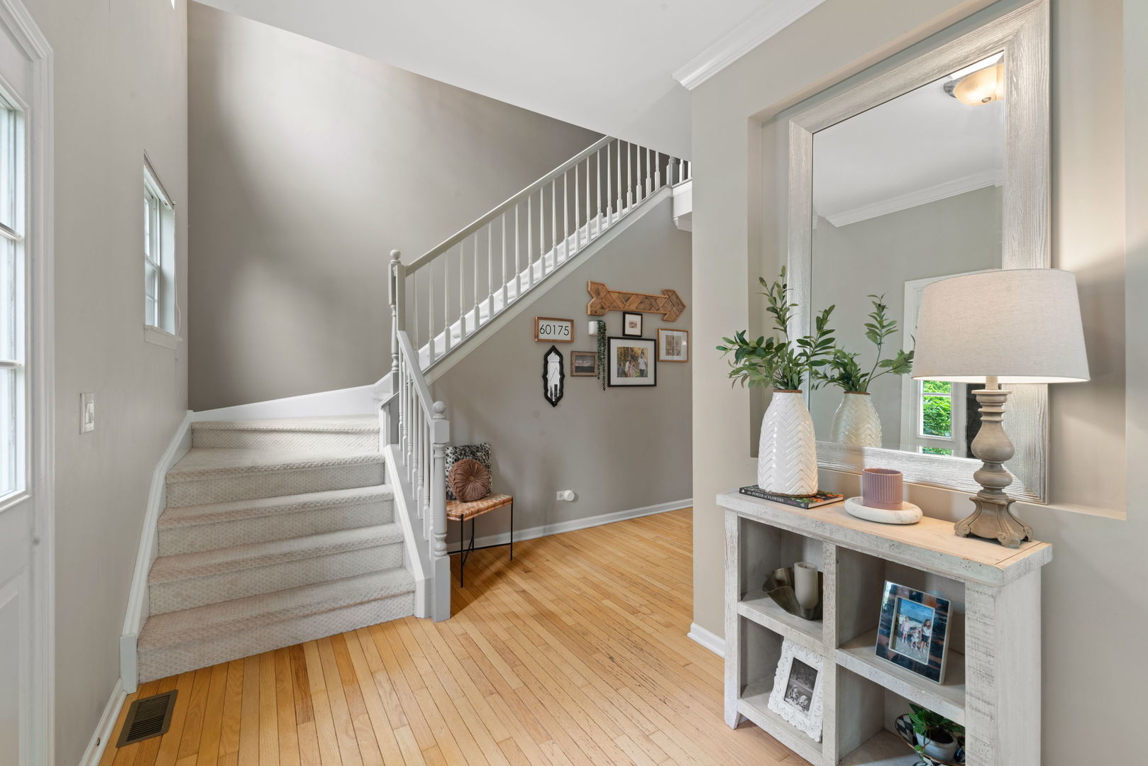 110 Saint Germain Place, St. Charles, IL 60175