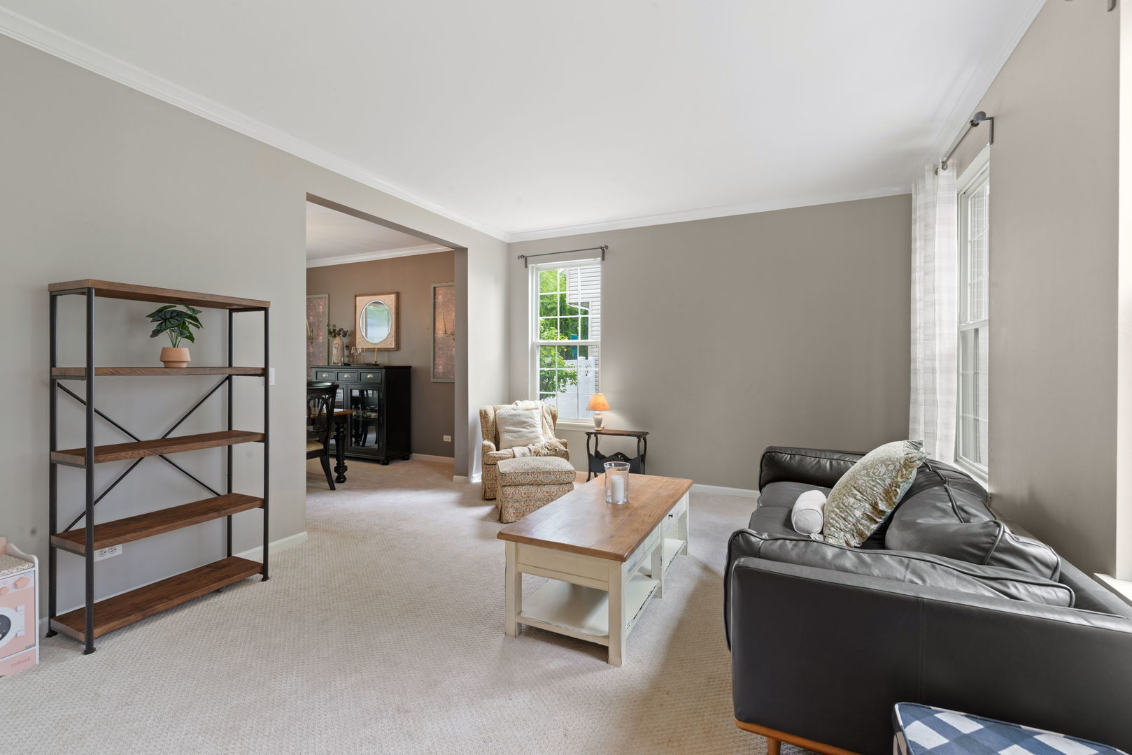 110 Saint Germain Place, St. Charles, IL 60175