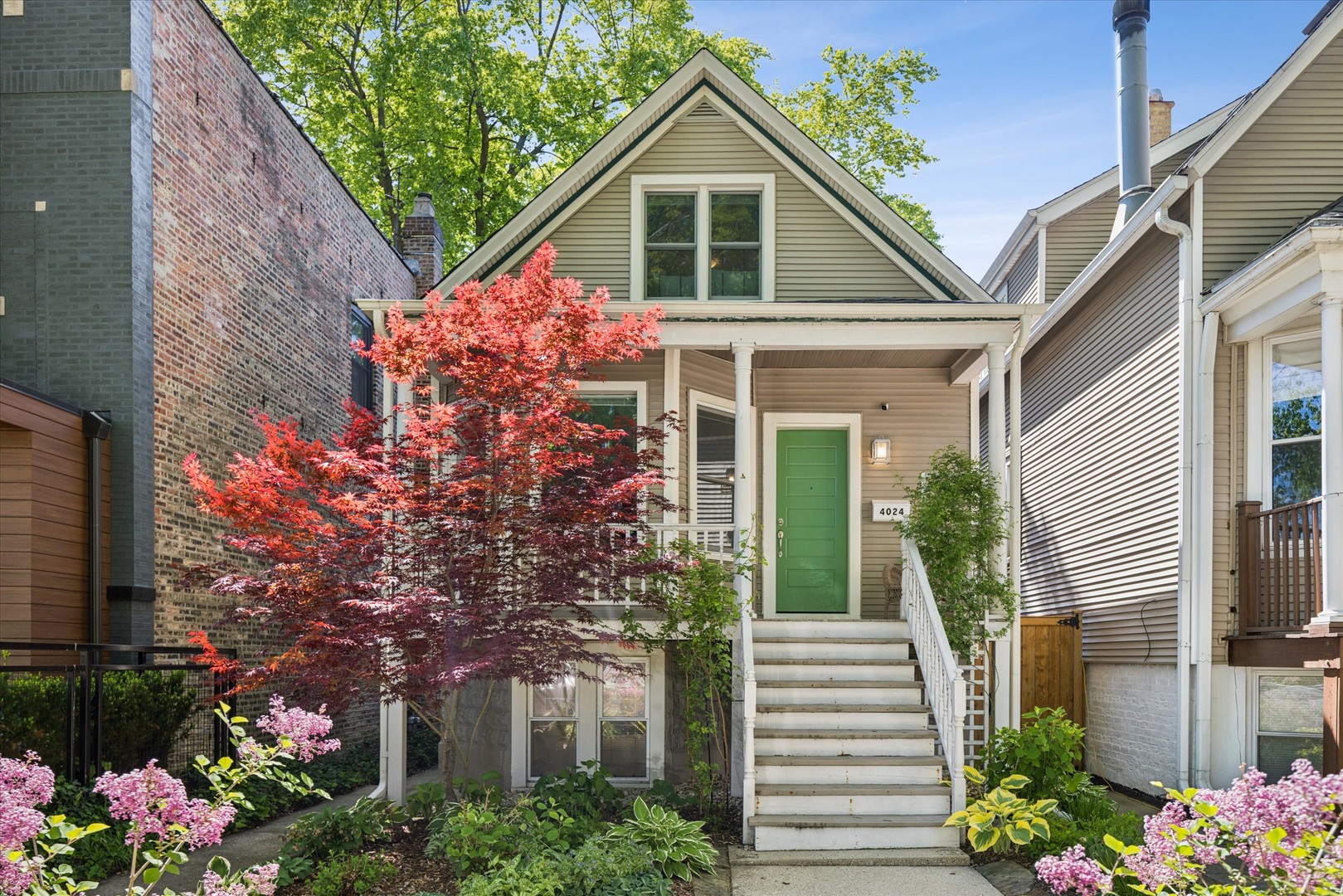 4024 N Bell Avenue, Chicago, IL 60618