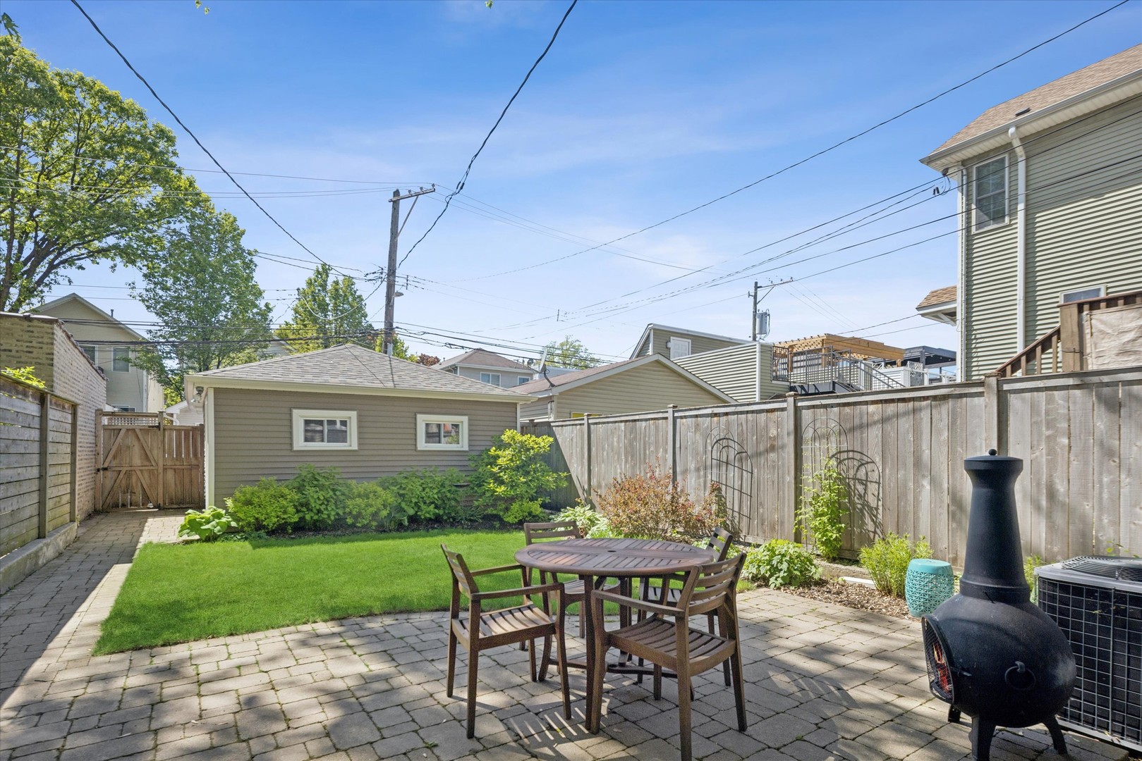 4024 N Bell Avenue, Chicago, IL 60618
