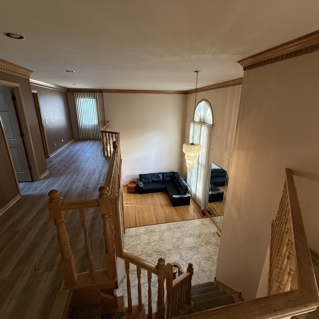 193 Rosedale Court, Bloomingdale, IL 60108
