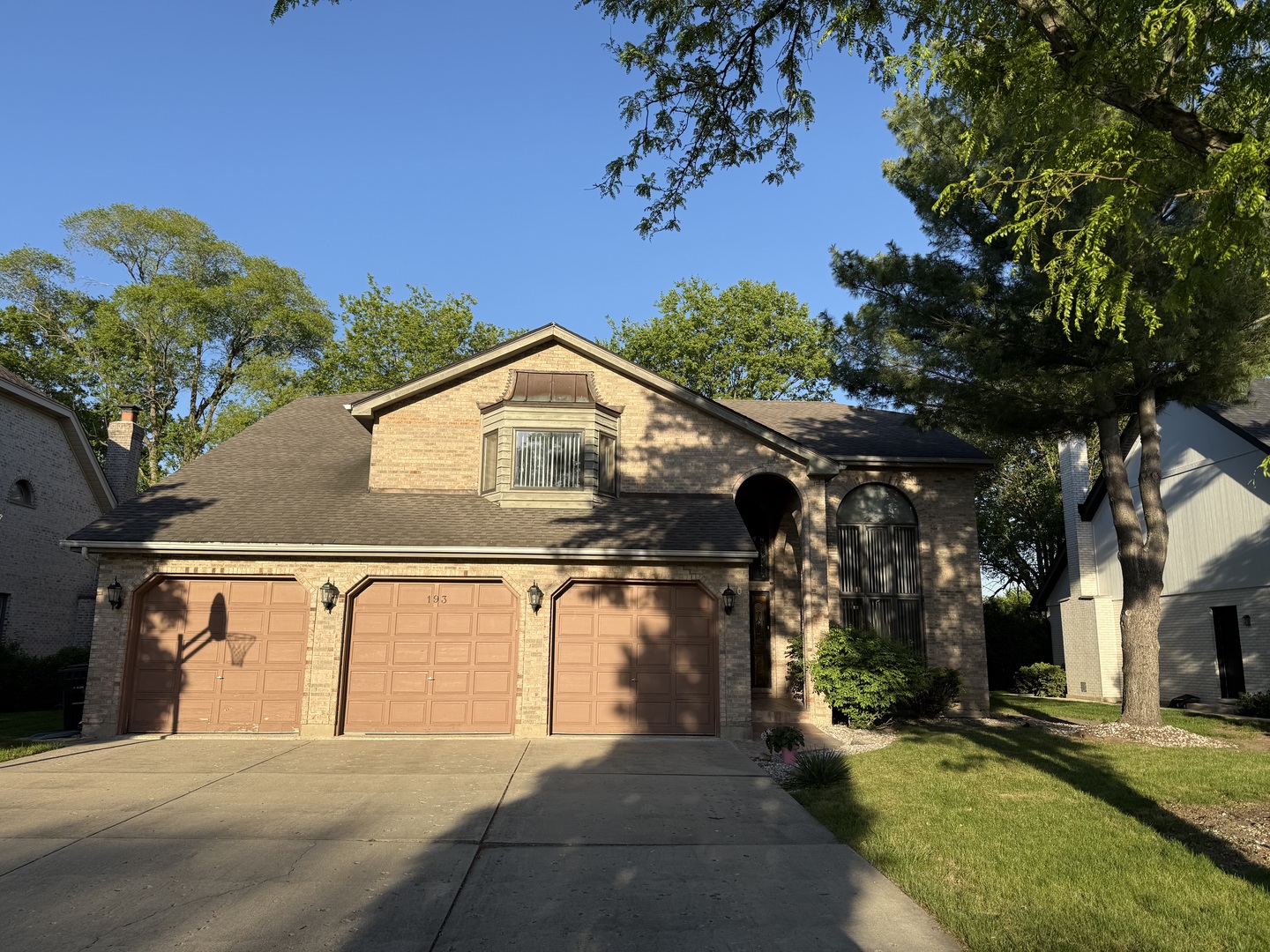 193 Rosedale Court, Bloomingdale, IL 60108