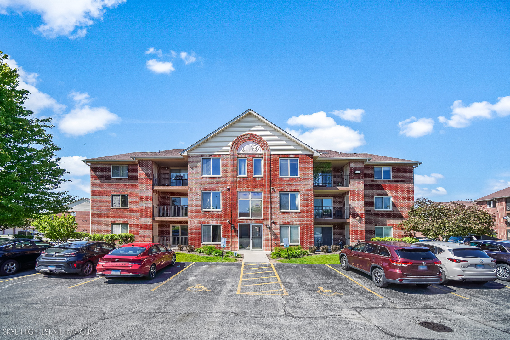 6975 Heritage Circle #1A, Orland Park, IL 60462
