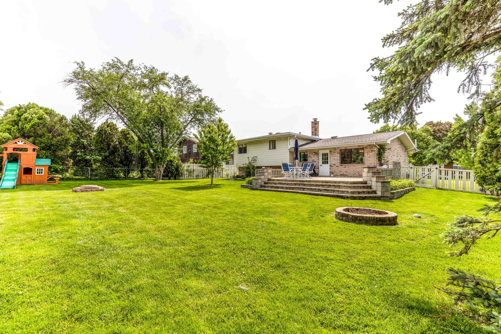 333 Killdeer Road, Bloomingdale, IL 60108