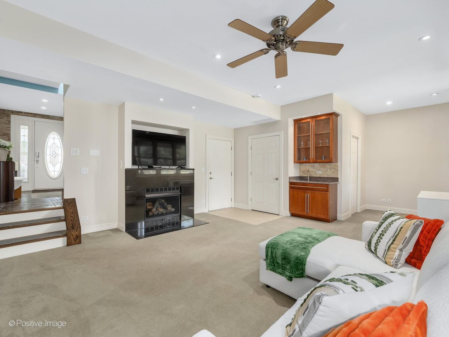 771 W Kristen Court, Palatine, IL 60067