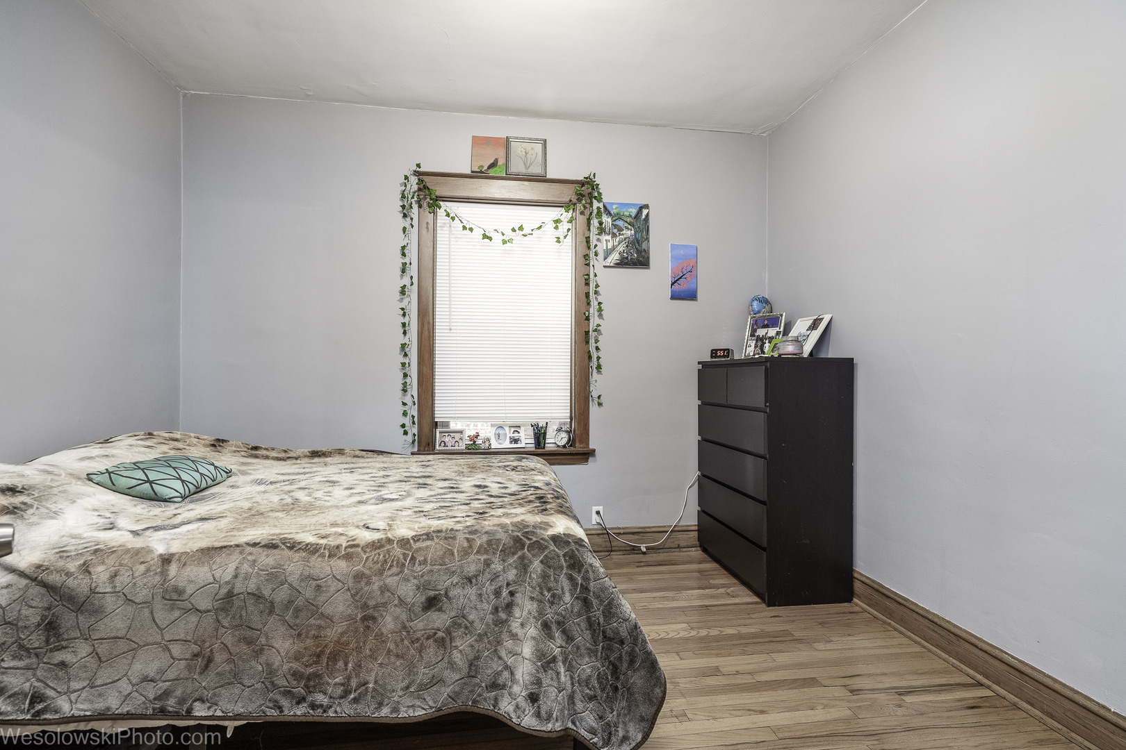 4146 N Marmora Avenue, Chicago, IL 60634