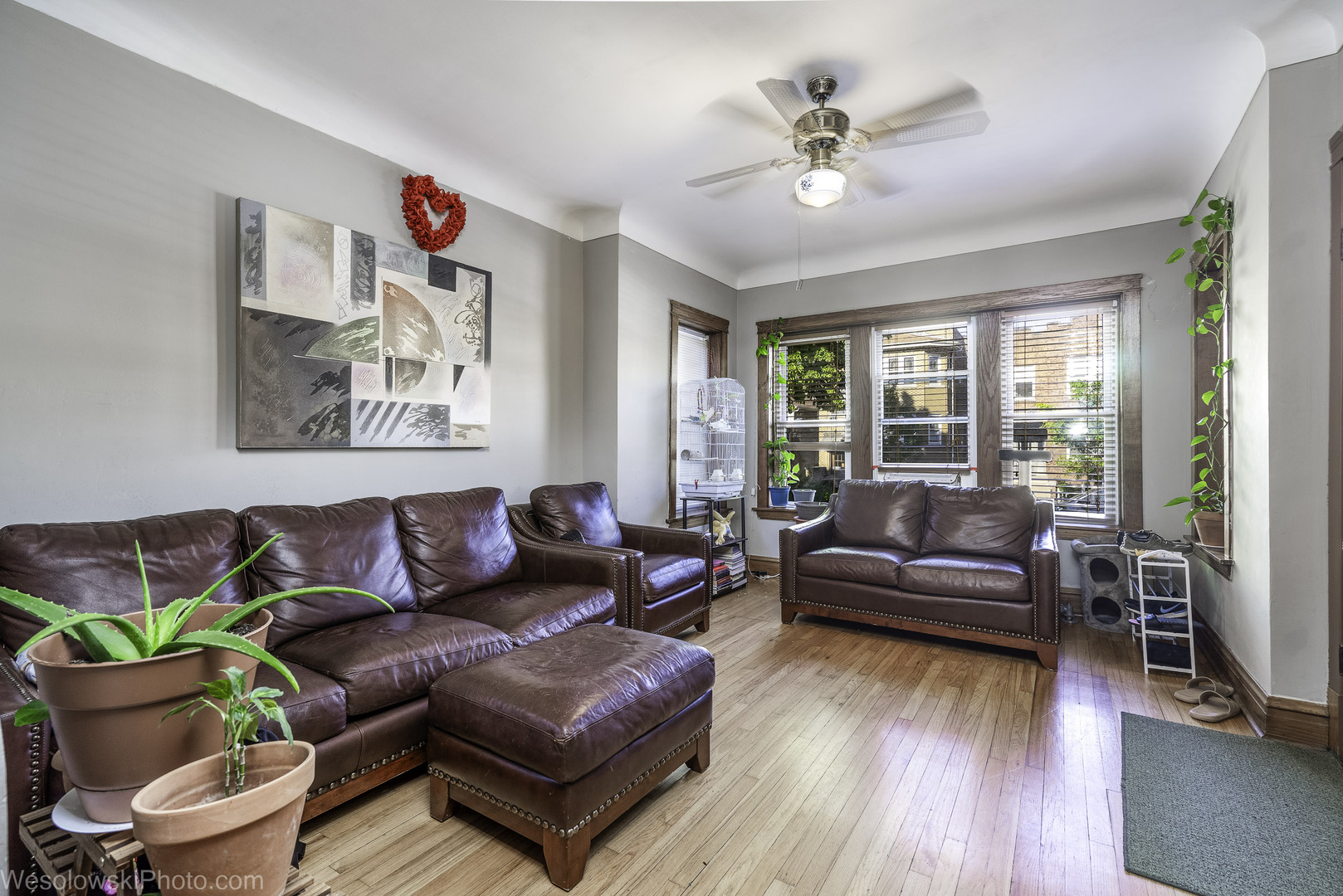 4146 N Marmora Avenue, Chicago, IL 60634