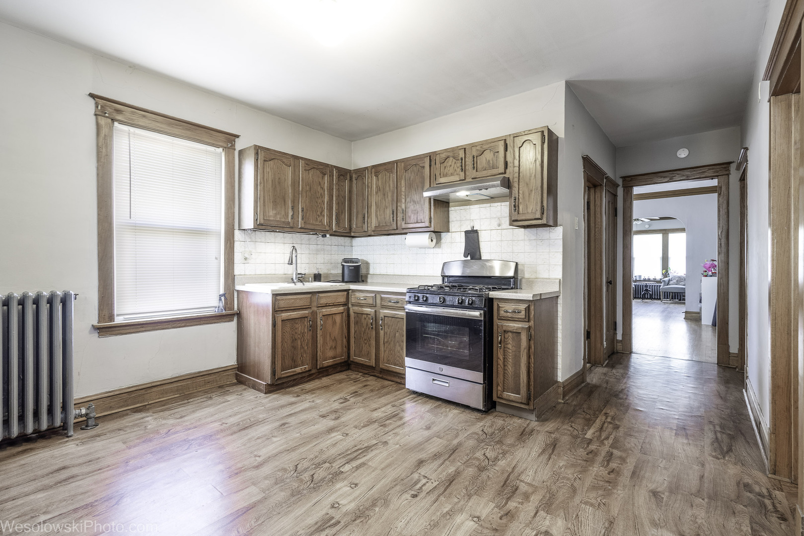4146 N Marmora Avenue, Chicago, IL 60634