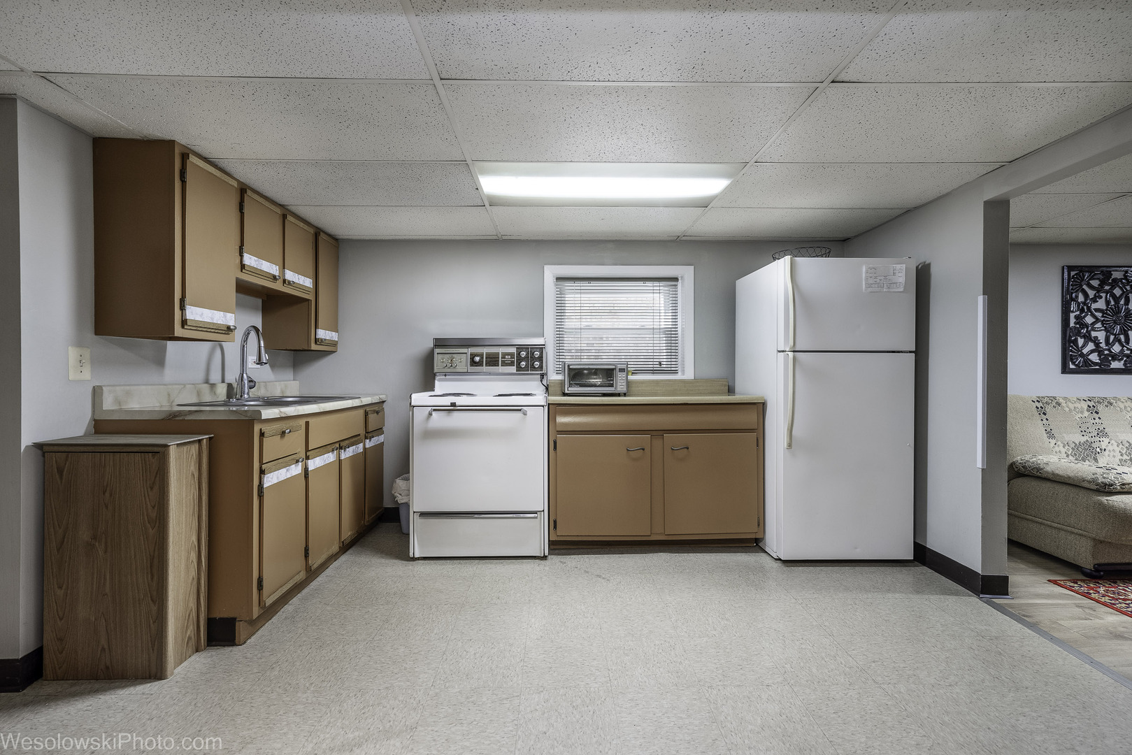 4146 N Marmora Avenue, Chicago, IL 60634
