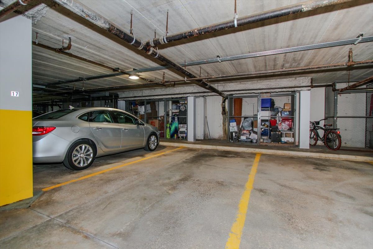 212 W Saint Charles Road #108, Lombard, IL 60148
