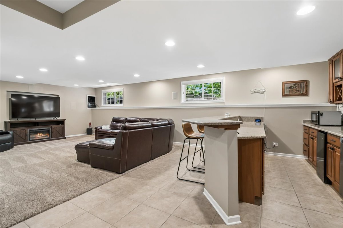 1085 Waterview Circle, Antioch, IL 60002