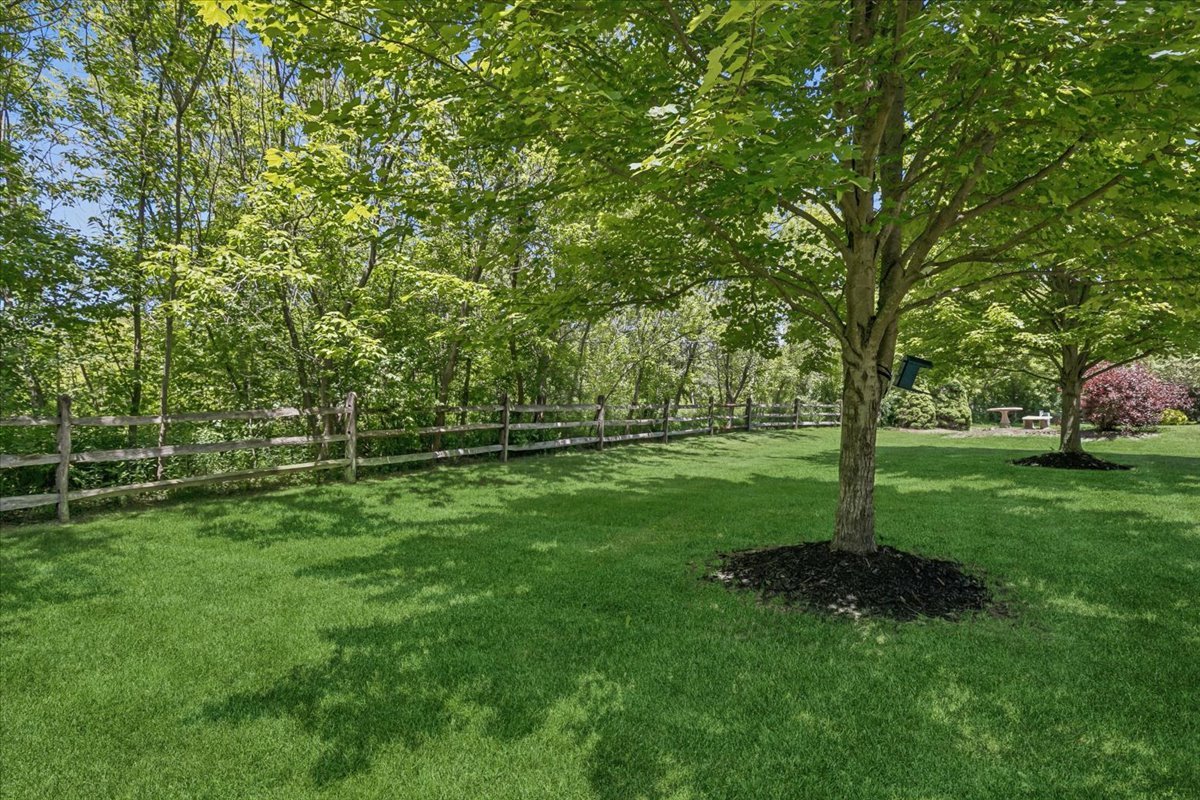 1085 Waterview Circle, Antioch, IL 60002
