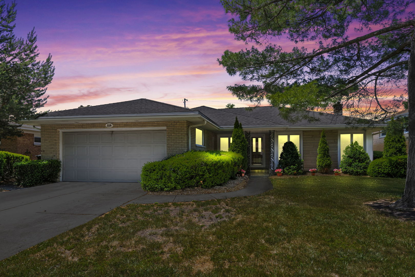 514 S Owen Street, Mount Prospect, IL 60056