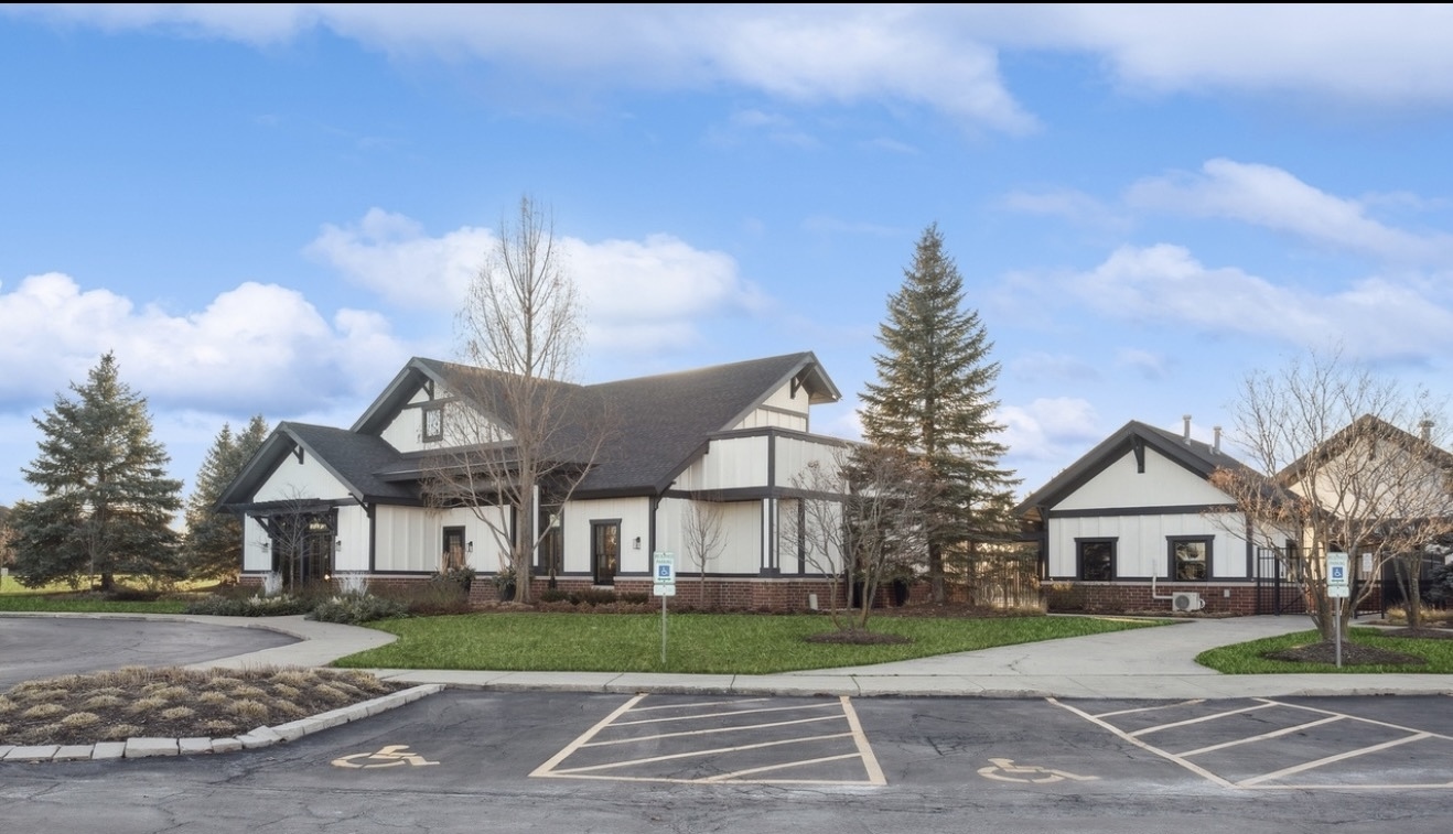 Plainfield, IL 60585