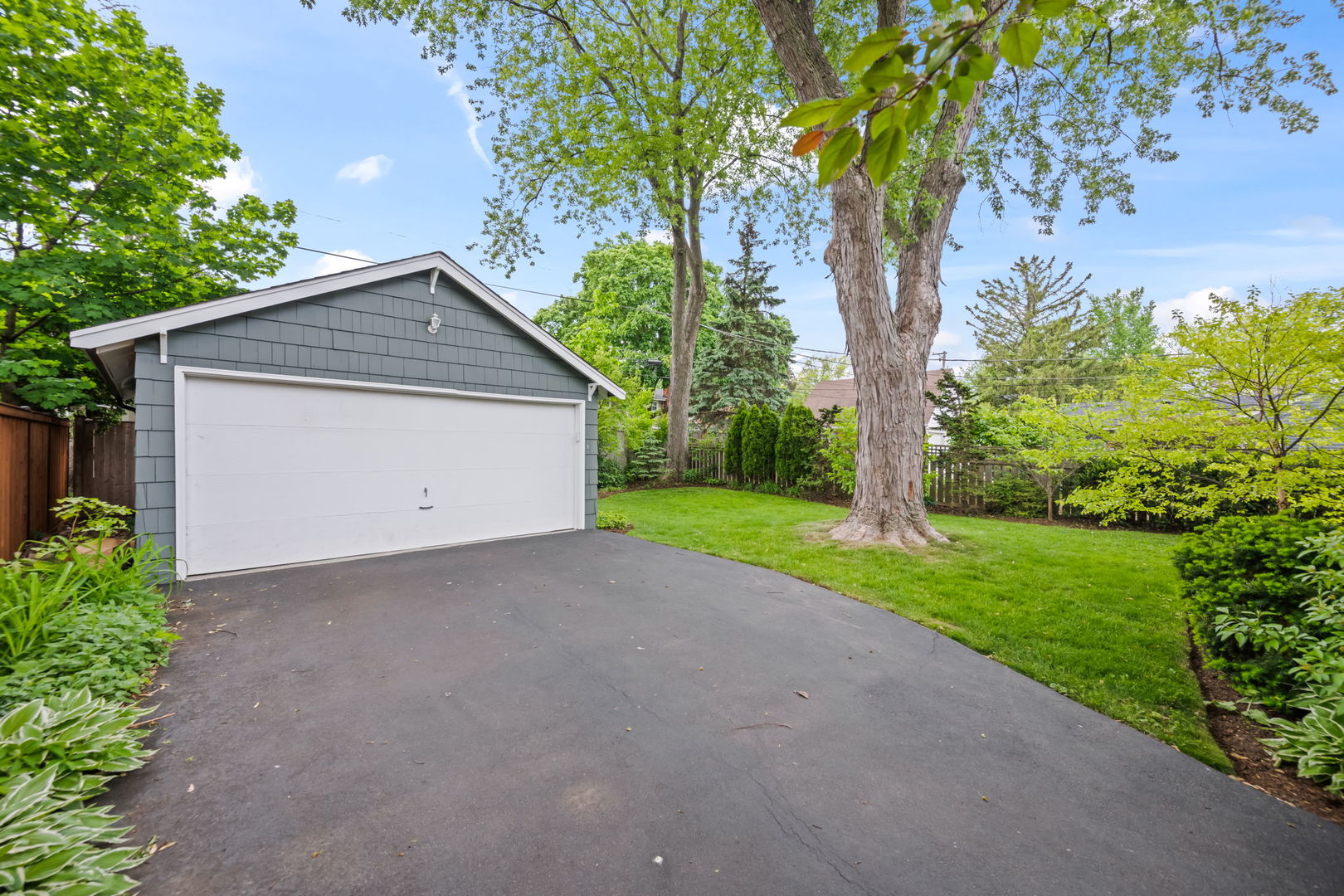 226 S Walnut Avenue, Arlington Heights, IL 60005