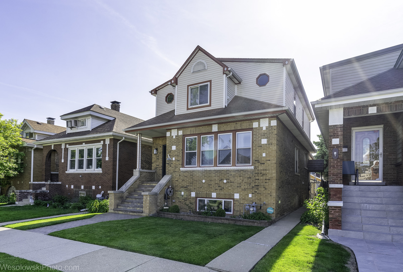 3024 N 76th Avenue, Elmwood Park, IL 60707