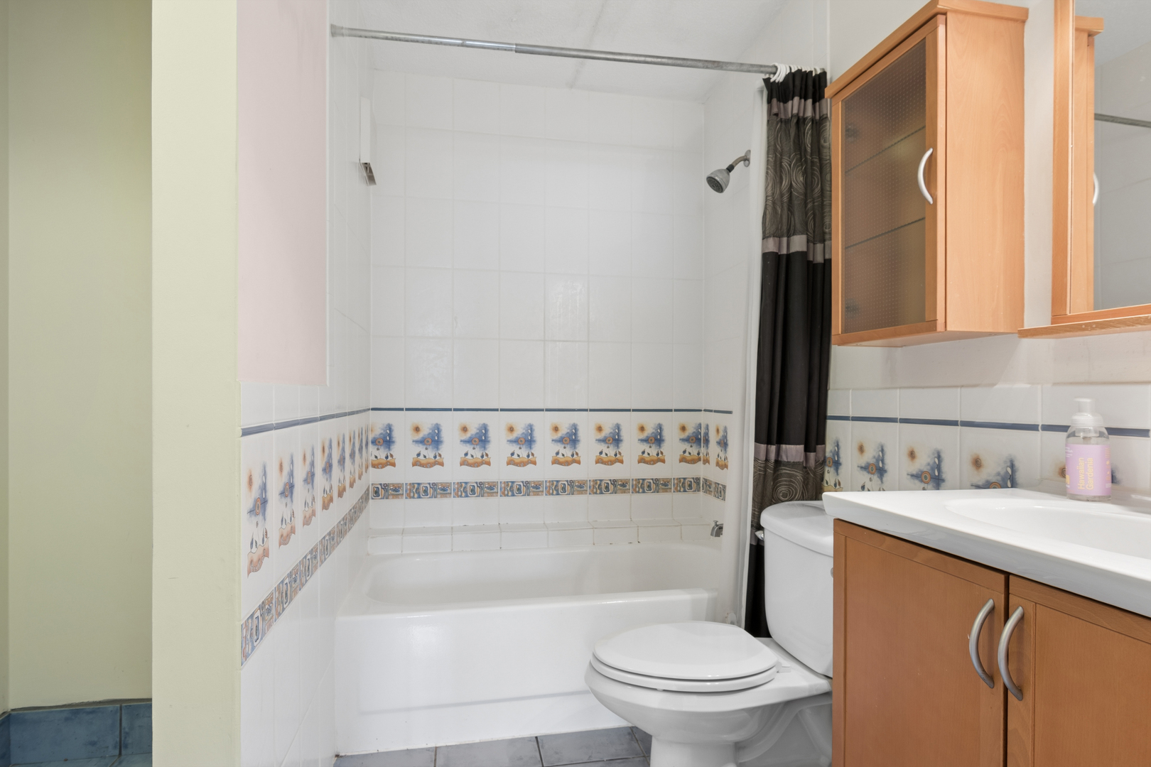 1 Bloomingdale Place #220, Bloomingdale, IL 60108