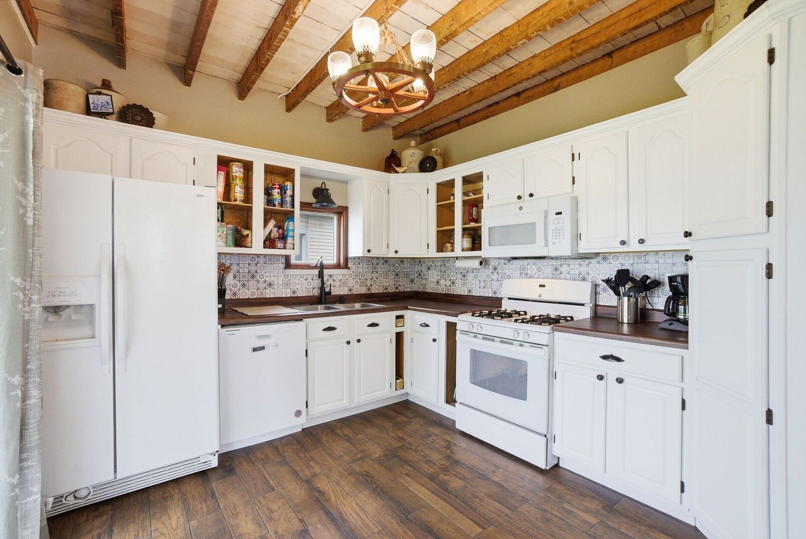 115 E Waupansie Street, Dwight, IL 60420