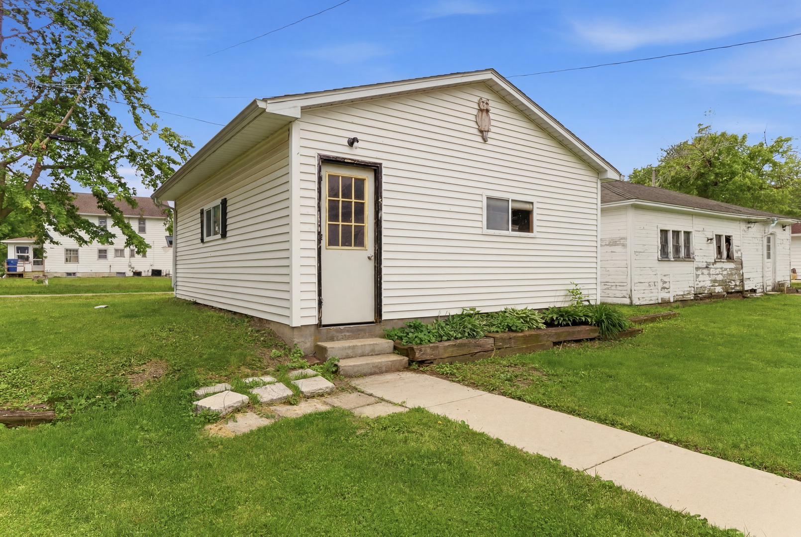 115 E Waupansie Street, Dwight, IL 60420