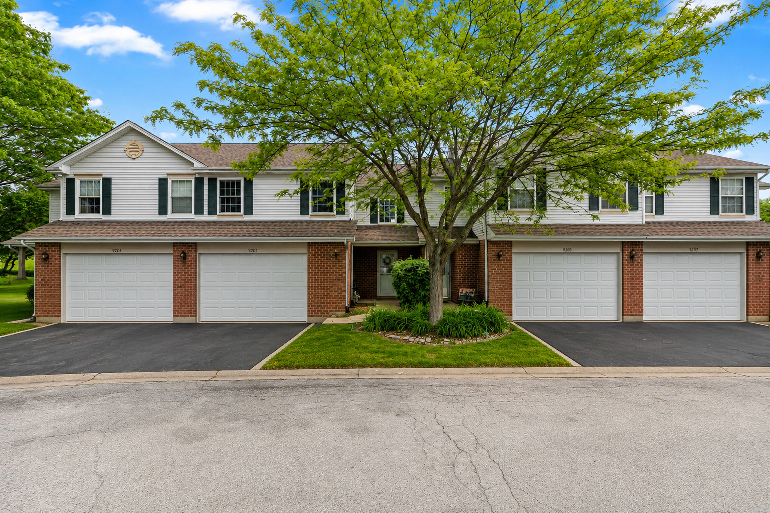 9203 W Westinghouse Court, Mokena, IL 60448