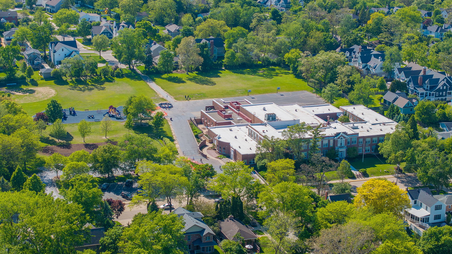 312 Spring Avenue, Glen Ellyn, IL 60137
