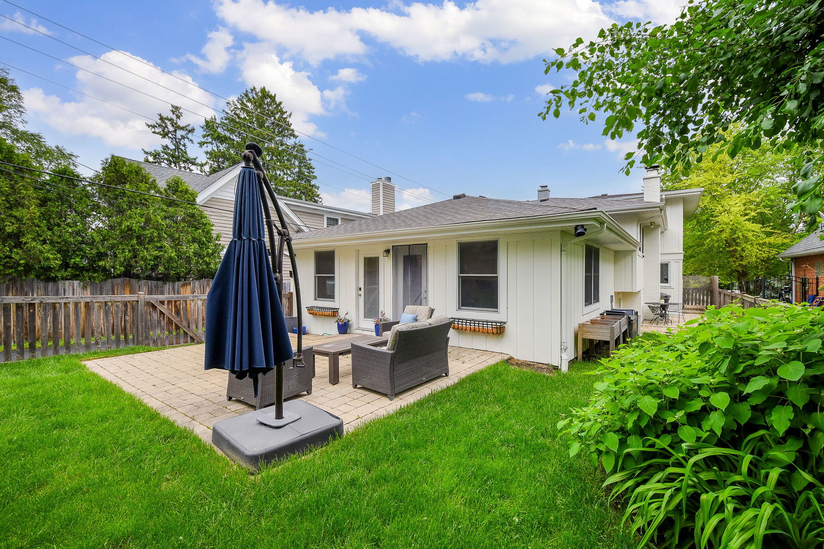 312 Spring Avenue, Glen Ellyn, IL 60137