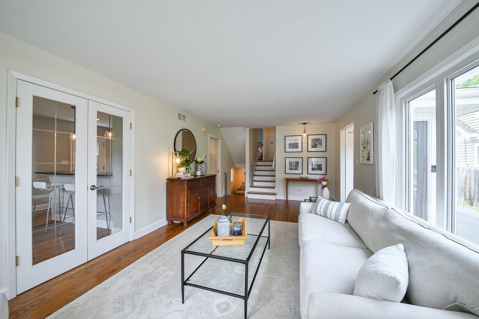 312 Spring Avenue, Glen Ellyn, IL 60137