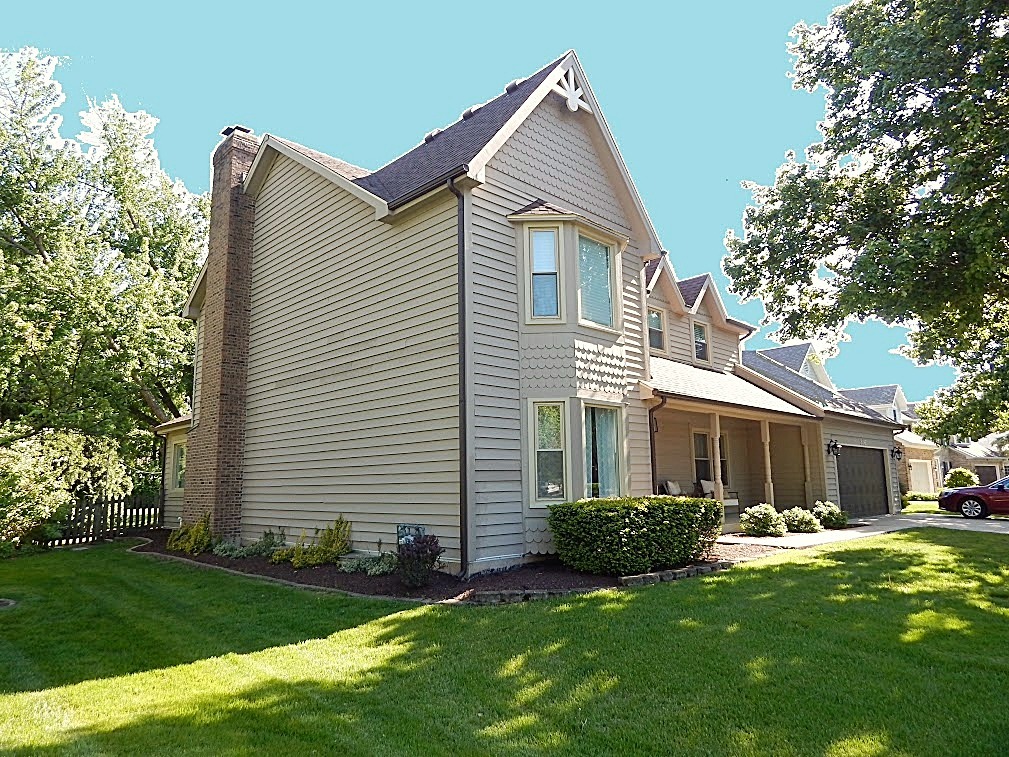 386 Hoyer Court, Naperville, IL 60565